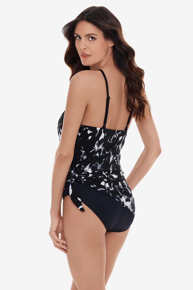 Women's Black / Multicolor Dream State Parker One Piece - Miraclesuit USA | MY065266Q0